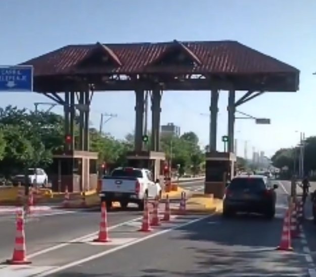 ¡Pilas! Desde agosto se reanuda el cobro a particulares en este peaje El Ministerio de Transporte emitió una resolución en la que anuncia que a partir de agosto se cobrará una tarifa diferencial para los vehículos particulares de las categorías C1 y C2.