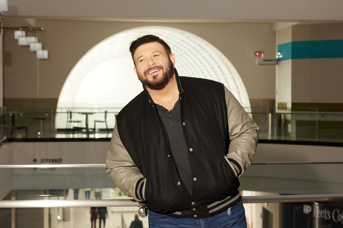 History estrena la quinta temporada de 'Gigantes de la Comida': estas son las novedades 2 History estrena la quinta temporada de 'Gigantes de la Comida': estas son las novedades History ha lanzado la esperada quinta temporada de "Gigantes de la Comida", una serie conducida por el entusiasta de la gastronomía, Adam Richman. Esta temporada, los espectadores podrán adentrarse en las historias de los visionarios detrás de los imperios alimenticios más emblemáticos de Estados Unidos.