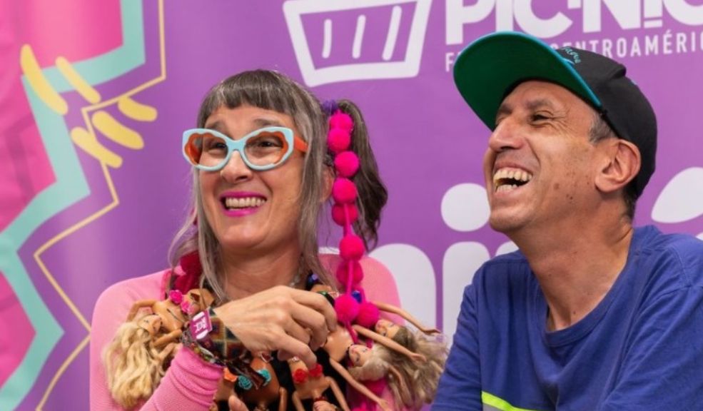 Aterciopelados dará concierto gratis en Bogotá 7 Aterciopelados dará concierto gratis en Bogotá El próximo sábado 24 de agosto de 2024, el Centro Comercial Portal de la 80 'Mi Casa' celebrará su aniversario número 20 con un concierto gratuito que contará con la participación de la icónica banda de rock colombiano, Aterciopelados.