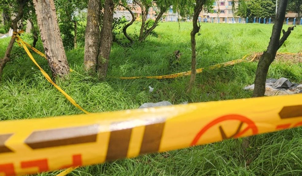 Cuerpo de mujer hallado en Suba tenía heridas de arma blanca: nuevos detalles 10 Cuerpo de mujer hallado en Suba tenía heridas de arma blanca: nuevos detalles La mujer, quien tiene entre 22 y 25 años, tenía varias heridas por arma blanca en su cuerpo.