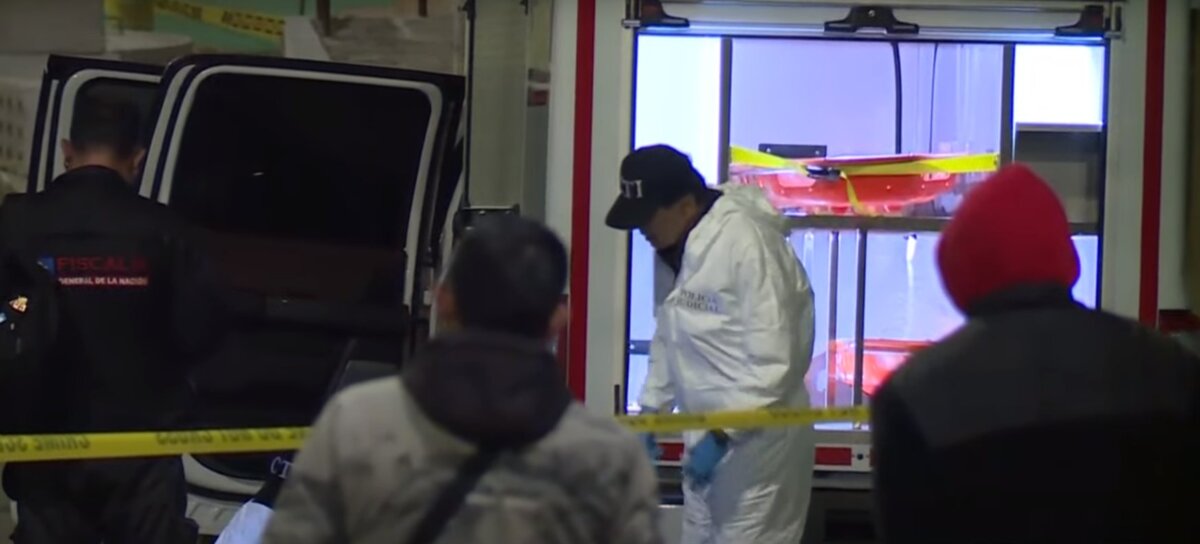 Joven habría sido asesinada mientras esperaba un carro en Rafael Uribe 1 Joven habría sido asesinada mientras esperaba un carro en Rafael Uribe En la noche de este 27 de agosto, el sonido de varios disparos en el barrio Nueva Palestina de la localidad de Rafael Uribe Uribe, alertó a los habitantes sobre el nuevo crimen que se acababa de cometer.