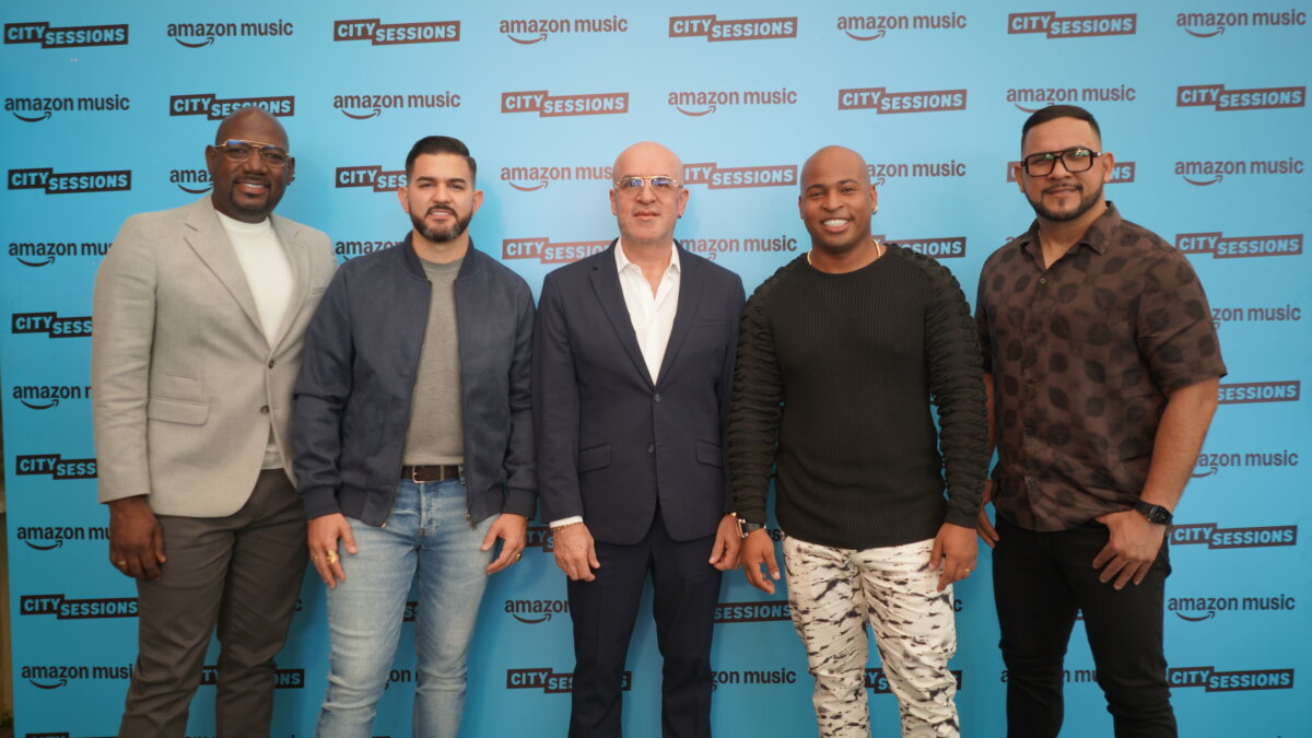 Grupo Niche deslumbró en Bogotá en el segundo episodio de 'City Sessions' de Amazon Music 1 Grupo Niche deslumbró en Bogotá en el segundo episodio de 'City Sessions' de Amazon Music El legendario Grupo Niche, ícono de la salsa colombiana, fue el protagonista del segundo episodio de 'City Sessions' de Amazon Music. El evento, transmitido en vivo desde Bogotá este miércoles 14 de agosto a las 8 p.m., llevó el ritmo y sabor de la agrupación caleña a fanáticos locales e internacionales.