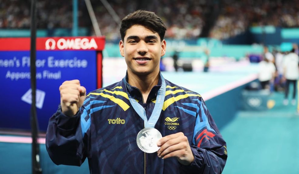 ¿Quién es Ángel Barajas, el gimnasta que consiguió la primera medalla para Colombia en los Juegos Olímpicos? 8 ¿Quién es Ángel Barajas, el gimnasta que consiguió la primera medalla para Colombia en los Juegos Olímpicos? Con solo 17 años, el gimnasta de Cúcuta, Norte de Santander, Ángel Barajas, logró conseguir la primera medalla para Colombia en los Juegos Olímpicos París 2024.