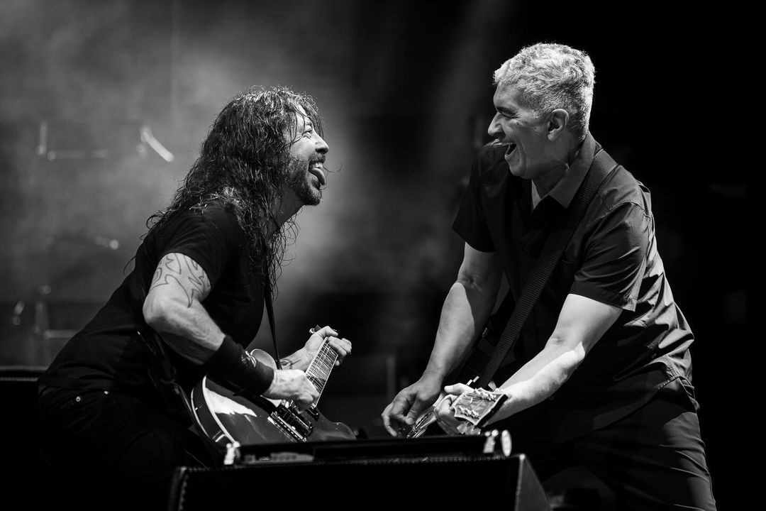 Cantante de Foo Fighters reveló que fue infiel y tiene una hija fuera del matrimonio 1 Cantante de Foo Fighters reveló que fue infiel y tiene una hija fuera del matrimonio Dave Grohl aseguró que desea ser un padre amoroso y recuperar la confianza de su familia.