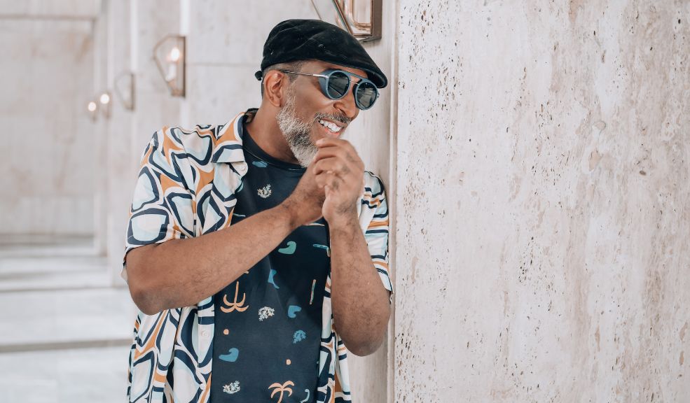 Chichi Peralta, un maestro de la música latina 7 Chichi Peralta, un maestro de la música latina Chichi Peralta le contó a Q'HUBO cómo fue la creación de su último lanzamiento, 'El Meneito'.