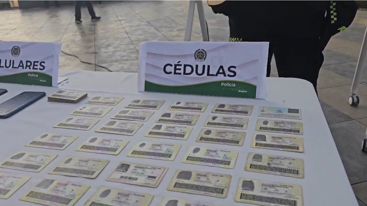 Desarticulan a 'Las Zetas', banda que usaba drogas para hacer paseos millonarios en Bogotá 2 Desarticulan a 'Las Zetas', banda que usaba drogas para hacer paseos millonarios en Bogotá De acuerdo con las autoridades, esta peligrosa banda criminal usaba drogas psiquiátricas para hurtar a ciudadanos en el norte de Bogotá.