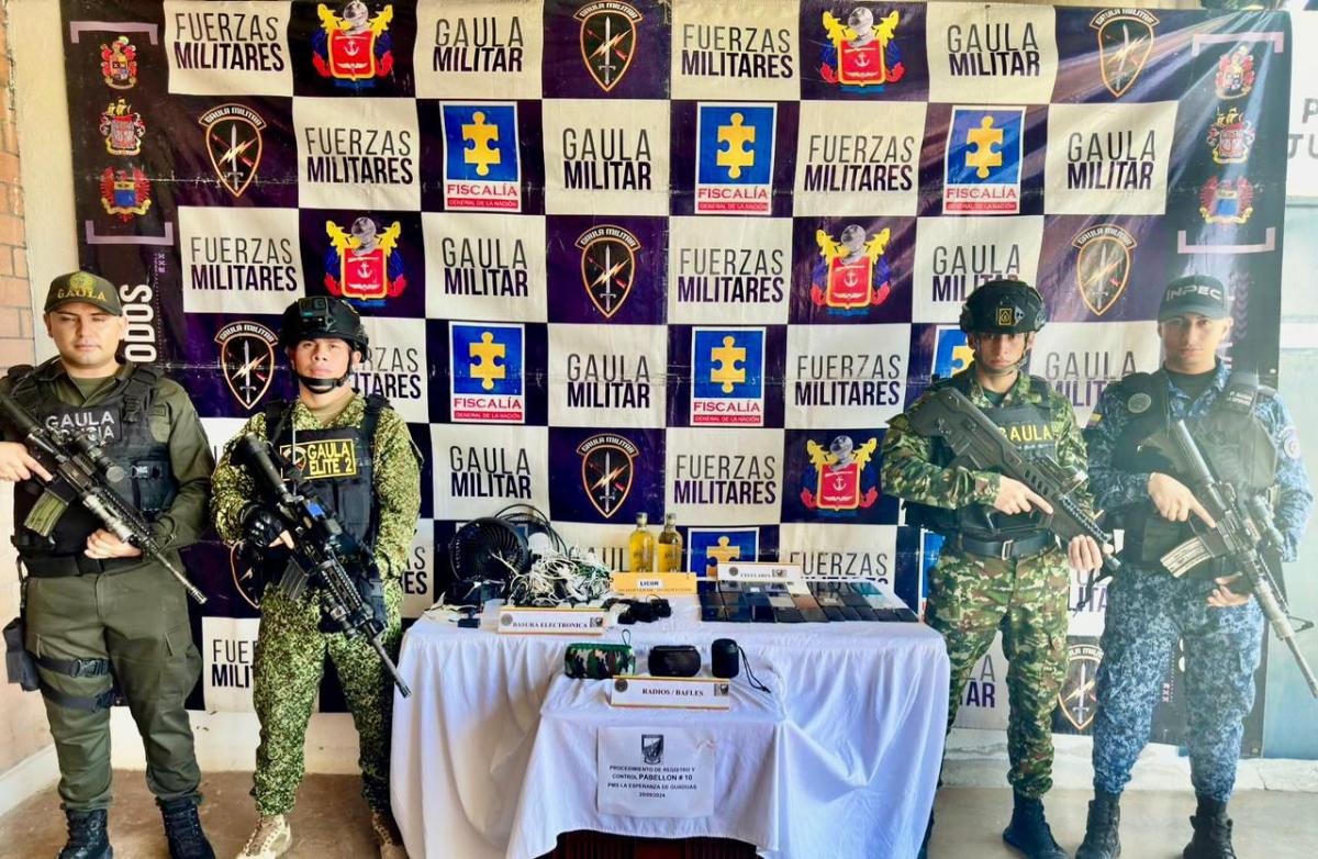 Desarticulan call center extorsivo en cárcel de Cundinamarca 1 Desarticulan call center extorsivo en cárcel de Cundinamarca Esta acción se enmarca en el Plan Ayacucho, que busca intensificar la lucha contra la extorsión y el secuestro en Bogotá y sus alrededores.