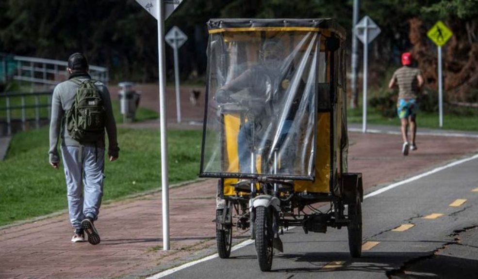 Esta es la nueva reglamentación para bicitaxistas en Colombia 5 Esta es la nueva reglamentación para bicitaxistas en Colombia Este martes 24 de septiembre, el Ministerio de Transporte emitió una resolución que establece las nuevas normativas para regular la operación de los bicitaxis en el país.