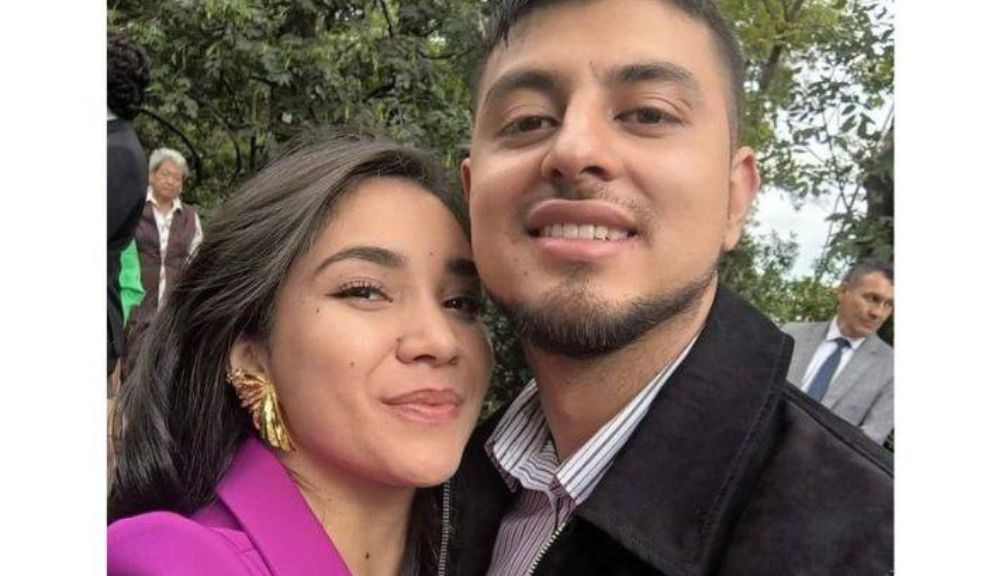 "Estaré recordándote": doloroso relato de la tía del joven que se quemó junto a su pareja en Santa Marta Una pareja de bogotanos que viajó a Santa Marta sufrió graves que maduras por cuenta de un accidente en el apartamento en el que se hospedaban. Aunque el joven falleció en la noche del jueves, la mujer aún se recupera de las heridas.