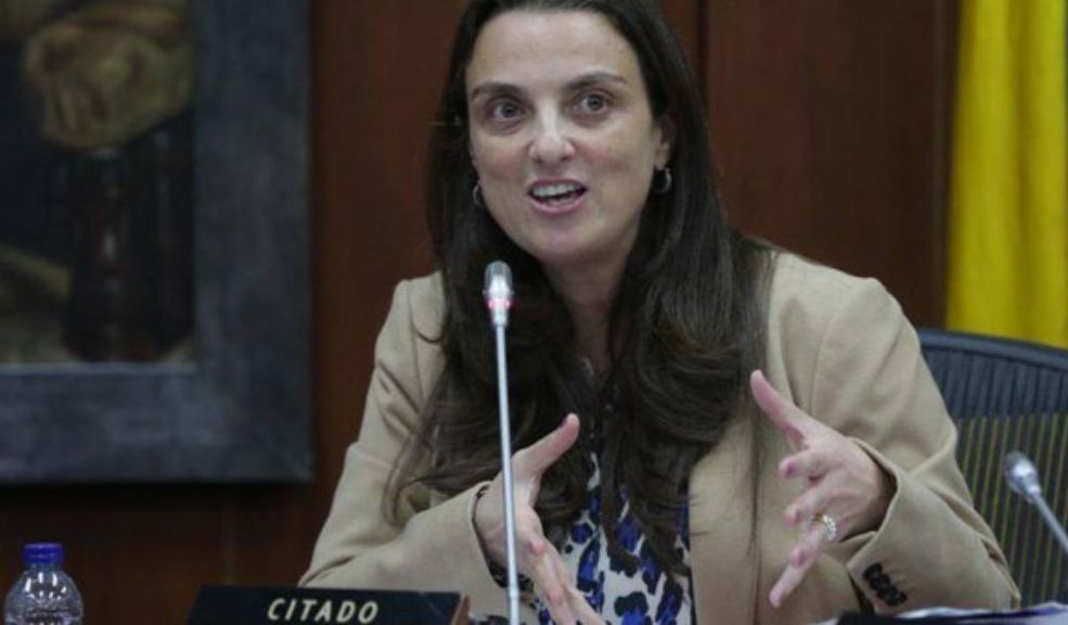 Estos fueron los argumentos de la Procuraduría para absolver a Karen Abudinen 7 Estos fueron los argumentos de la Procuraduría para absolver a Karen Abudinen Tras un análisis exhaustivo de las pruebas, la Sala Disciplinaria de Instrucción, con ponencia del procurador John Harvey Pinzón, concluyó que Karen Abudinen no incurrió en ninguna violación a las normas de contratación pública.