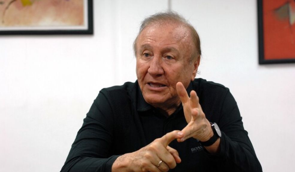 Estos son los dos lugares donde se repartirán las cenizas de Rodolfo Hernández 1 Estos son los dos lugares donde se repartirán las cenizas de Rodolfo Hernández El excandidato presidencial Rodolfo Hernández, quien falleció el pasado 2 de septiembre debido a complicaciones de cáncer, será recordado por su humildad y su último deseo: un funeral sencillo y sin ostentación.