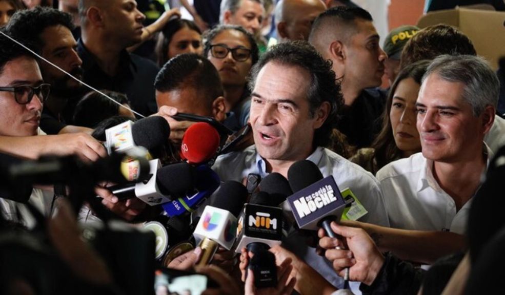 Federico Gutiérrez aseguró sus intenciones sobre lanzarse a la presidencia 2026 Federico Gutierrez, alcalde de Medellín, ha sido claro en su reciente entrevista con la periodista María Isabel Rueda: No se lanzará a la presidencia en 2026, a pesar de las especulaciones sobre sus aspiraciones a nivel nacional.