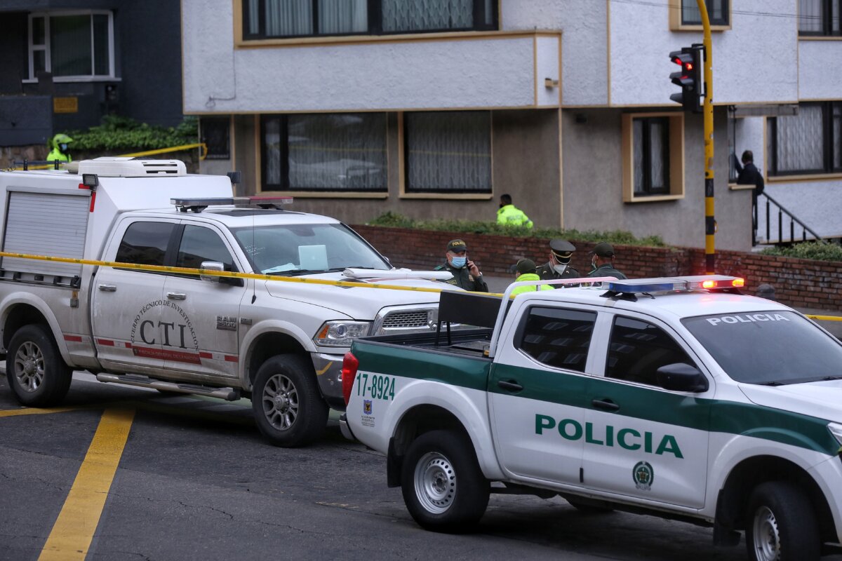 Hallan a israelí muerto en un apartamento de Medellín 1 Hallan a israelí muerto en un apartamento de Medellín Al parecer, el extranjero, identificado como Yariv Bokor, llevaba viendo en Medellín por varios años, sus allegados alertaron a las autoridades.