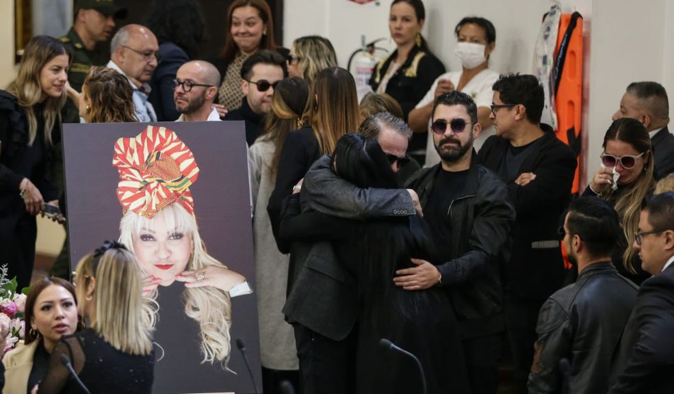 'La Gorda' Fabiola estará en cámara ardiente del Concejo de Bogotá: a esta hora podrá darle el último adiós 9 'La Gorda' Fabiola estará en cámara ardiente del Concejo de Bogotá: a esta hora podrá darle el último adiós Colombia despide a la gran humorista 'La Gorda' Fabiola, quien es considerada la "madre de Sábados Felices".