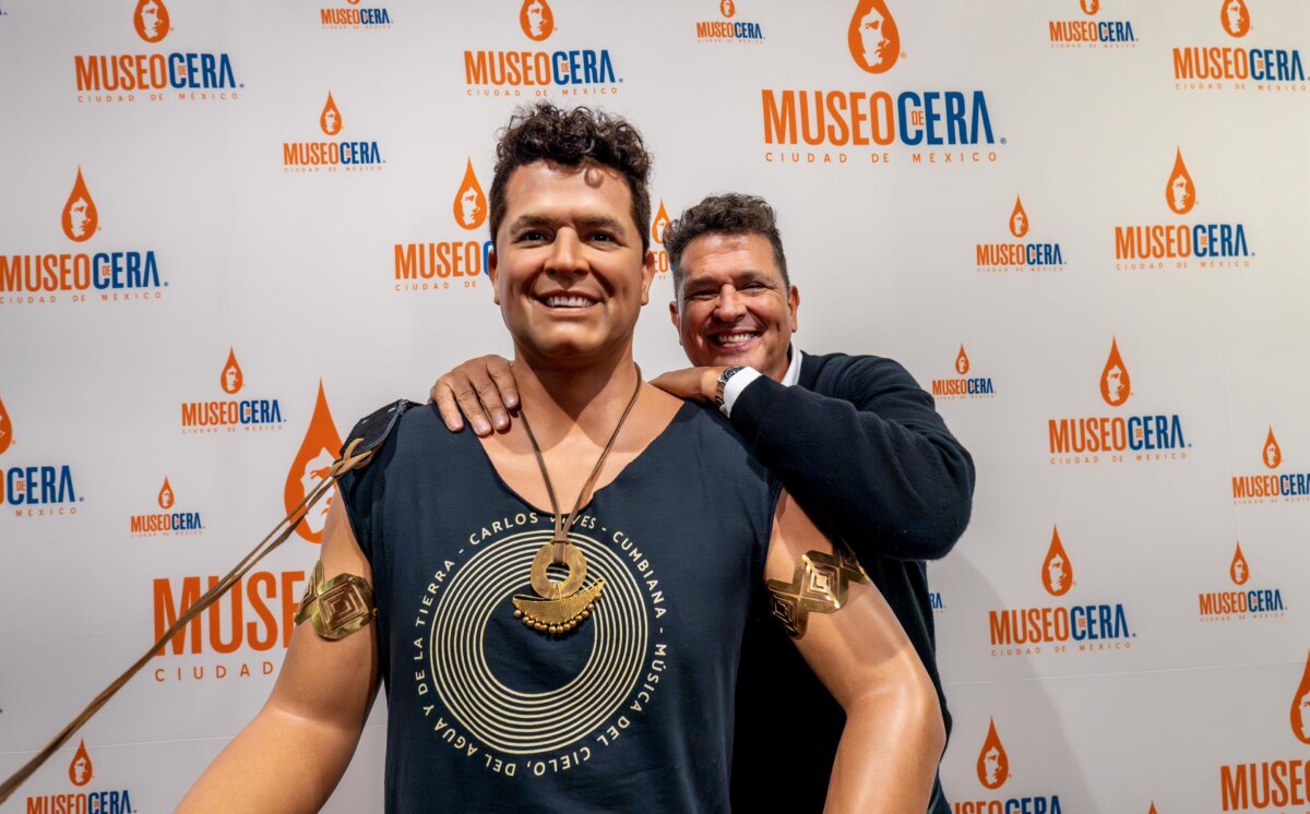 Le hacen escultura de cera a Carlos Vives en México 1 Le hacen escultura de cera a Carlos Vives en México El cantante samario Carlos Vives sigue recorriendo el mundo con mucho éxito y recibiendo distintos homenajes en diferentes países, como el que le acaban de hacerle en México.