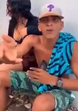 "Mi hija no es la del video": habla papá de menor desaparecida en Soacha Familia de Sofía dice que la mujer que aparece en un video viral en redes sociales no es su hija, quien desapeció hace dos meses en Soacha.
