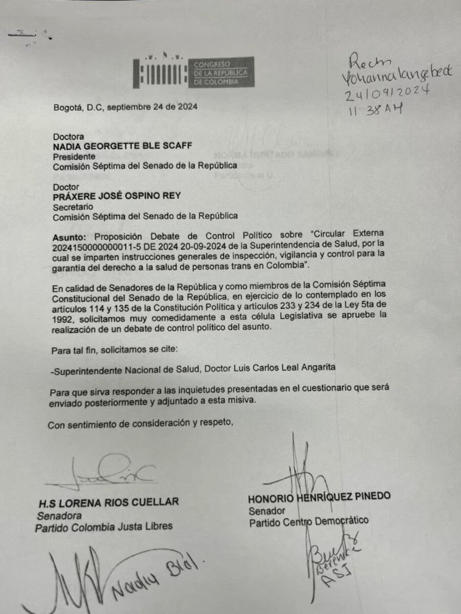 Superintendente de Salud fue citado a control político tras promover el cambio de sexo en niños trans a partir de los 3 años 1 Superintendente de Salud fue citado a control político tras promover el cambio de sexo en niños trans a partir de los 3 años El debate surge debido a la polémica sobre los procedimientos de afirmación de género desde los tres años de edad, mencionados en la circular, lo que ha generado controversia en el ámbito político.