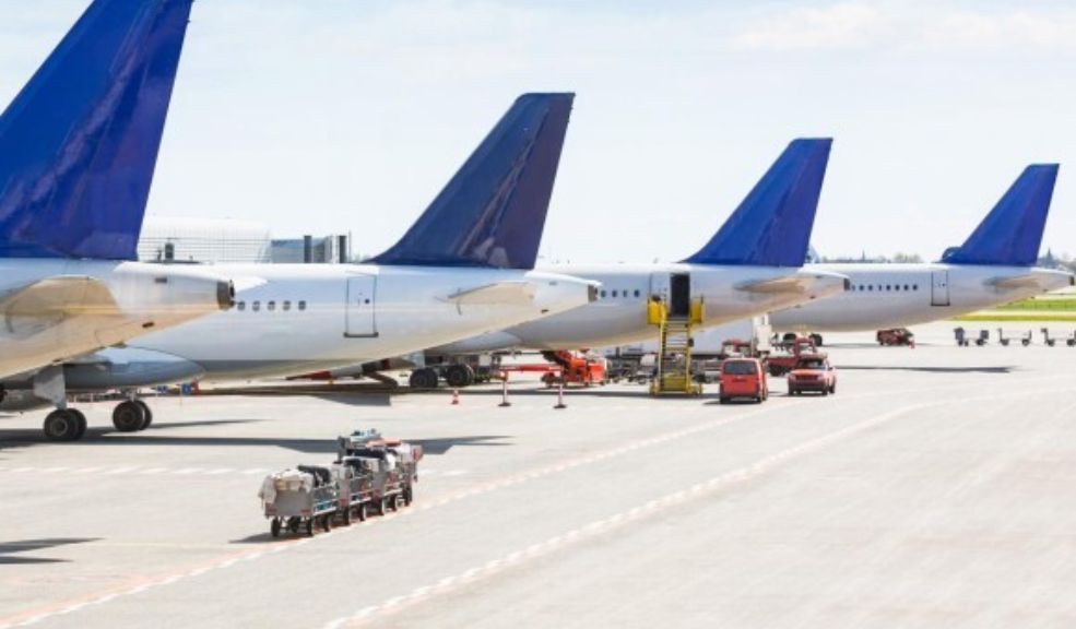 Wingo permitirá cambio de vuelos sin costo por el paro de camioneros 4 Wingo permitirá cambio de vuelos sin costo por el paro de camioneros La aerolínea Wingo implementó la posibilidad de cambiar su vuelo sin costo adicional en atención a las dificultades que presentan algunas ciudades del país para movilizarse a sus destinos.