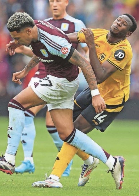 Yerson Mosquera se retira de la Selección Colombia por grave lesión 1 Yerson Mosquera se retira de la Selección Colombia por grave lesión El Wolverhampton, su equipo en la Premier League, anunció que Yerson Mosquera presenta lesiones en el ligamento colateral medial y el ligamento cruzado anterior, lo que le exigirá someterse a una cirugía en las próximas semanas.