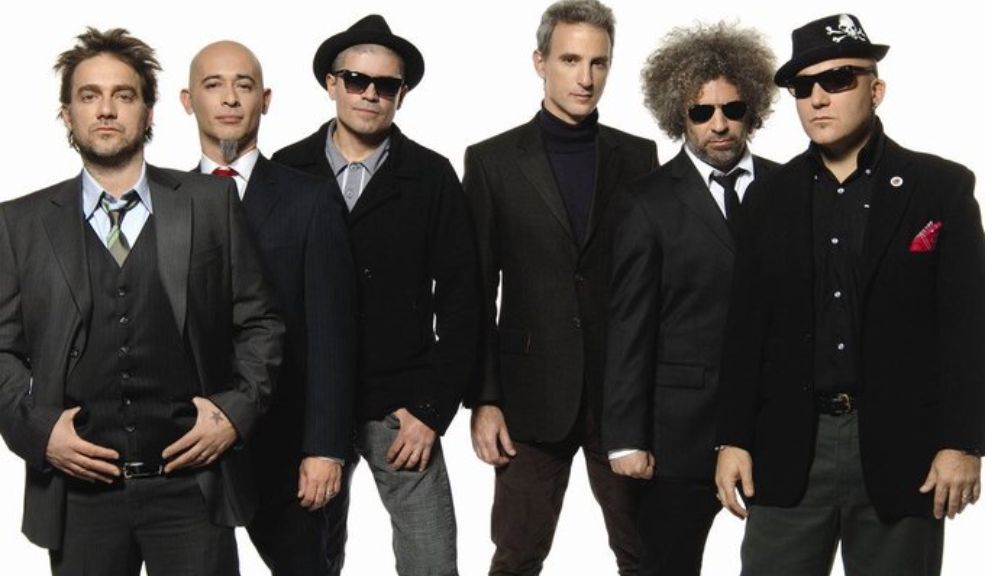 Los Fabulosos Cadillacs serán el reemplazo de Fito Páez en el Festival Cordillera 2024 8 Los Fabulosos Cadillacs serán el reemplazo de Fito Páez en el Festival Cordillera 2024 La tercera edición del Festival Cordillera promete cerrar con broche de oro gracias a la presencia de la legendaria banda argentina, Los Fabulosos Cadillacs, quienes han confirmado su participación para protagonizar el cierre del evento el próximo domingo 15 de septiembre en el Parque Simón Bolívar de Bogotá. La agrupación, famosa por su enérgica fusión de rock, ska y ritmos latinos, ofrecerá una noche apoteósica a todos los asistentes, marcando un hito en este esperado festival que celebra la música en español.