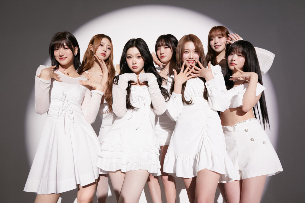 Llega el grupo de K-pop 'Billlie' con su primer concierto en Bogotá 1 Llega el grupo de K-pop 'Billlie' con su primer concierto en Bogotá El grupo de K-pop Billie ha anunciado su primera gira por América Latina como parte de su tour mundial "Our FLOWERLD (Belllie've You)".