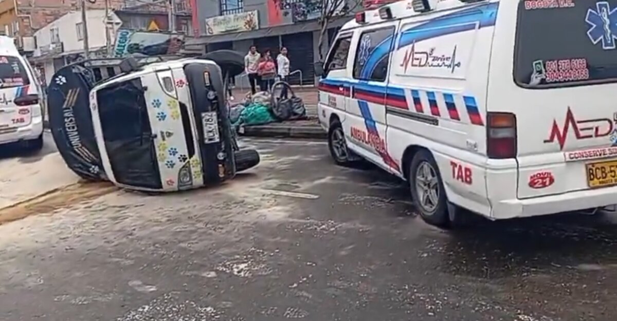 Accidente entre carro, bus y camión generó grave congestión vehicular en Suba Un fuerte accidente de tránsito generó afectaciones en la movilidad de la localidad de Suba. En el siniestro, un camión sufrió un volcamiento.