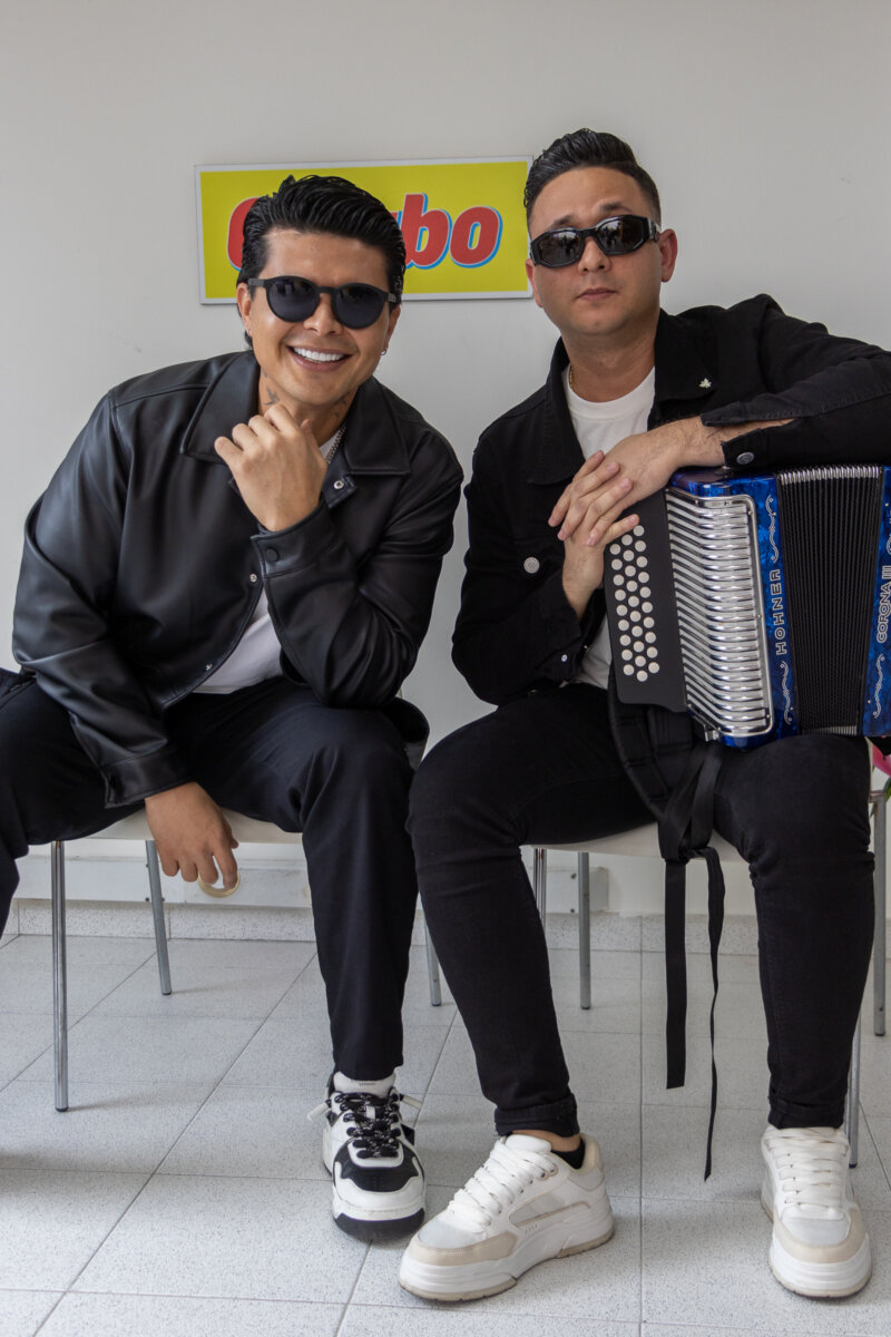 Así nació 'El Guayabo', la canción con la que El Meke incursiona en el 'bandanato' 1 Así nació 'El Guayabo', la canción con la que El Meke incursiona en el 'bandanato' El Meke, junto a Tico Vega, decidió incursionar en el 'bandanato', una nueva corriente del vallenato. Esto lo hace luego de lanzar un disco de música regional.
