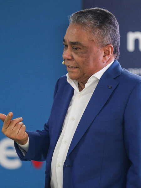 Audifarma rompe alianza con Nueva EPS: más de 2 millones de afiliados afectados 1 Audifarma rompe alianza con Nueva EPS: más de 2 millones de afiliados afectados La decisión se debe, según fuentes de Audifarma, a las deudas acumuladas que la Nueva EPS tiene con la empresa, lo que ha llevado a la interrupción gradual de la entrega de medicamentos a partir del 4 de diciembre de 2024.