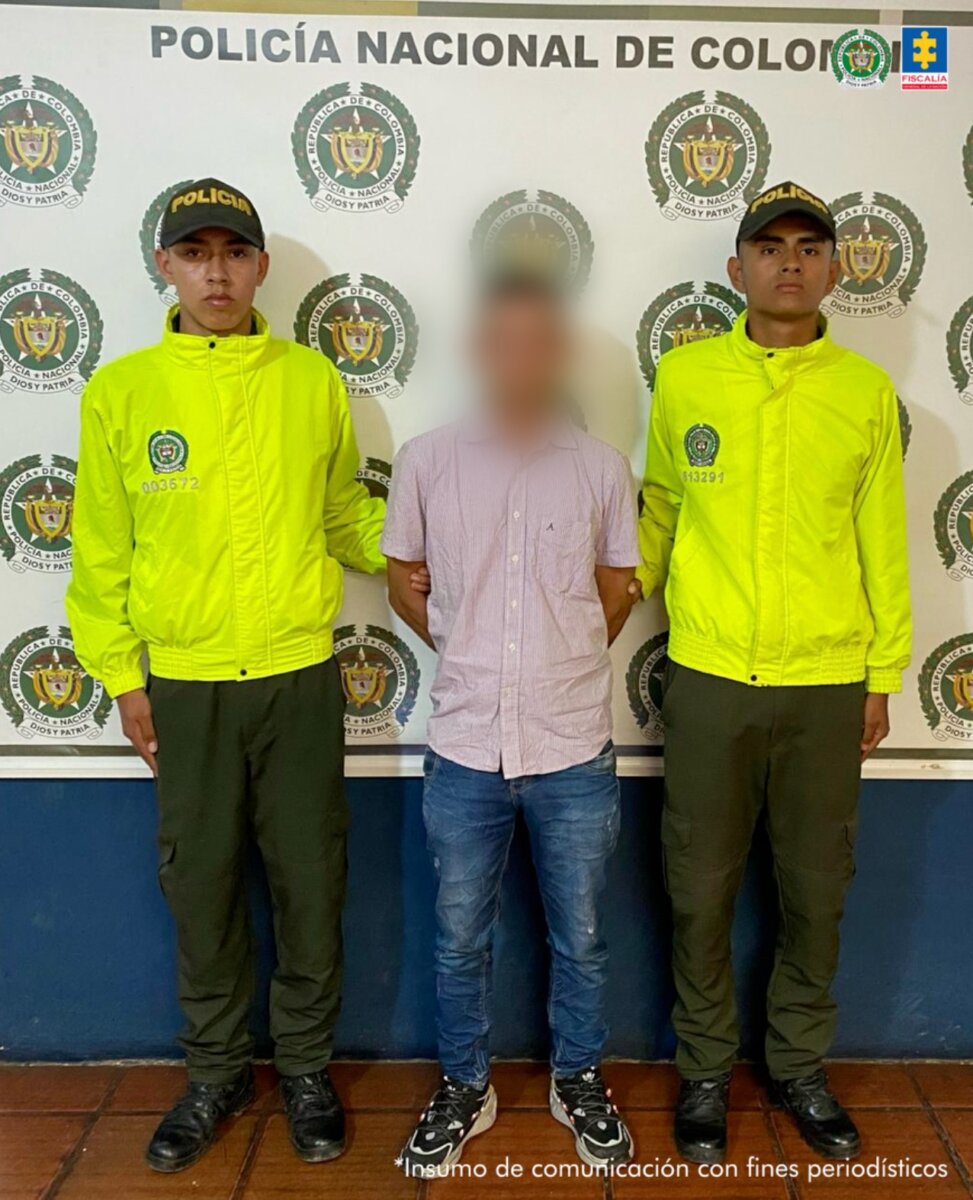 Autoridades revelan detalles del atroz asesinato de Alexis Delgado: no fue un accidente 1 Autoridades revelan detalles del atroz asesinato de Alexis Delgado: no fue un accidente Carlos Hernán Rodríguez fue capturado por las autoridades en las últimas horas por el asesinato del pequeño Alexis Delgado. Así fue como el sujeto cometió el crimen.