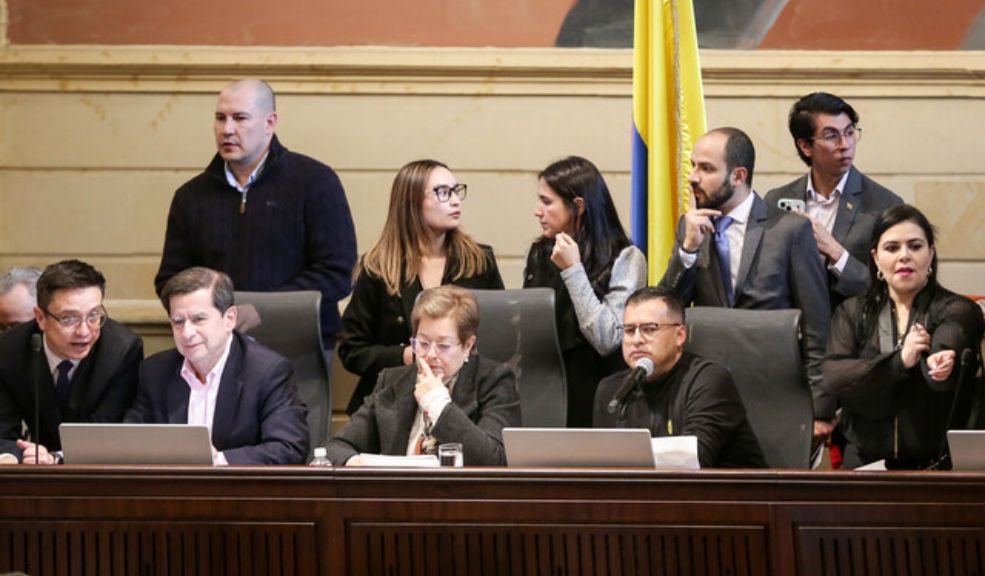 Cámara de Representantes aprobó cambios a favor de los domiciliarios de aplicaciones digitales La reforma incluye siete artículos (del 24 al 30) que establecen nuevas reglas para las relaciones laborales entre los repartidores y las plataformas, y fueron aprobados sin grandes diferencias en el Congreso.