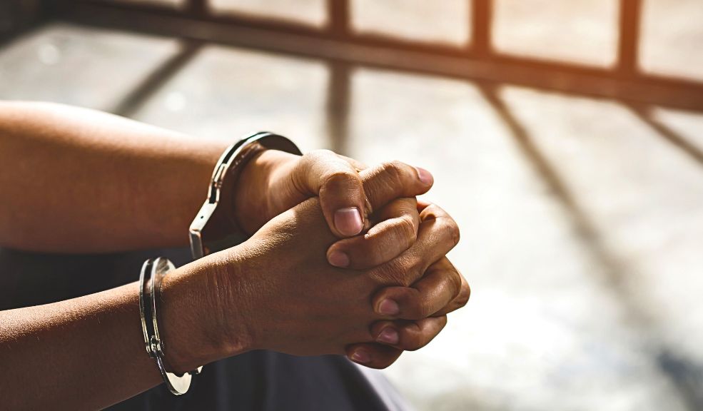 Capturan a tío del futbolista Juan Fernando Quintero por presunto caso de abuso sexual 1 Capturan a tío del futbolista Juan Fernando Quintero por presunto caso de abuso sexual El hombre habría abusado de una menor durante una fiesta familiar, debido a esto fue enviado a prisión.