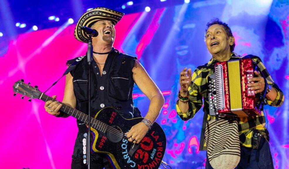 Carlos Vives recordó la canción que le escribió Egidio Cuadrado A pesar de que Egidio Cuadrado brillaba por su gran talento con el acordeón, también escribía canciones. Una de ellas se la dedicó a su gran amigo, Carlos Vives.