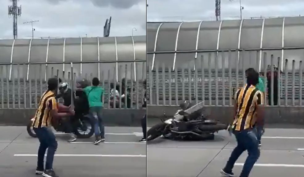 EN VIDEO: Vendedores ambulantes atacaron con palos a motociclistas 4 EN VIDEO: Vendedores ambulantes atacaron con palos a motociclistas En un video quedó registrada la agresión por parte de un vendedor ambulante hacia un motociclista que intentaba transitar por la zona.