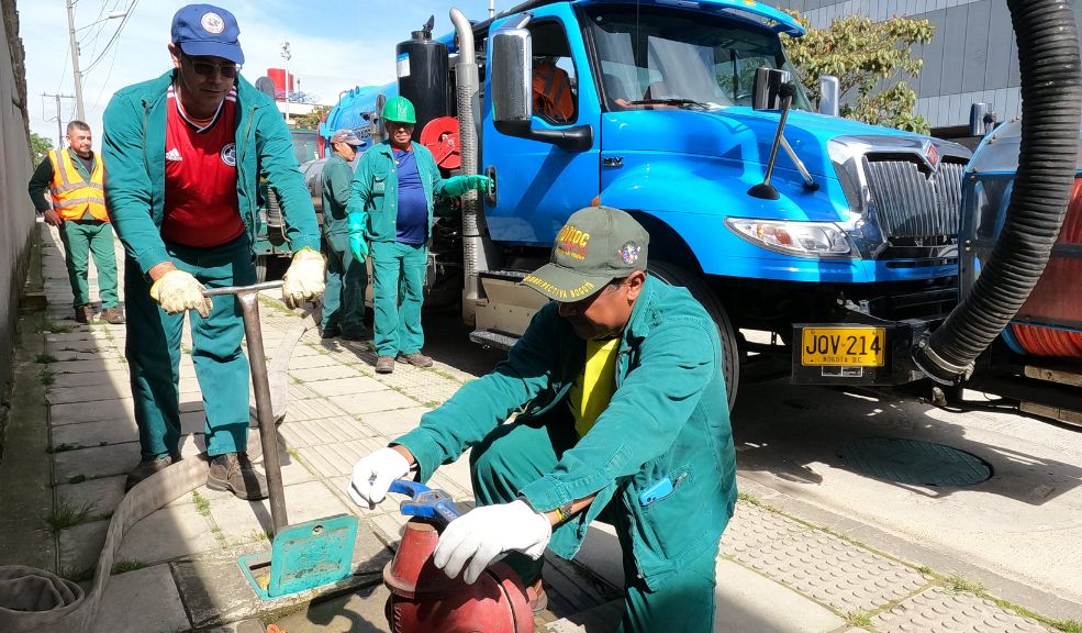 Cortes de agua para el sábado 12 de octubre en Bogotá: estos son los barrios afectados El turno 5 tendrá corte de agua este viernes 11 de octubre en Bogotá. A continuación, les contamos cuáles barrios y localidades se verán afectados.