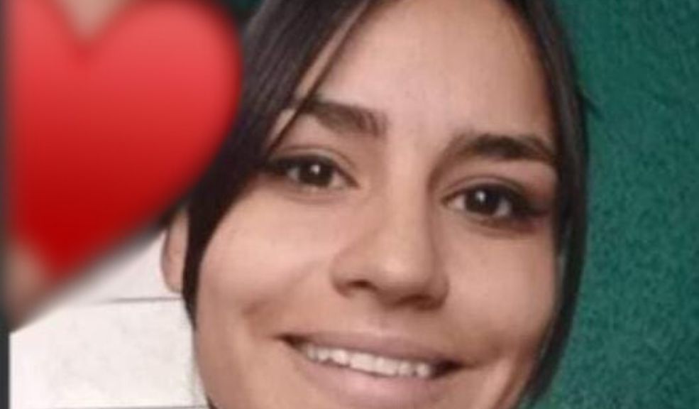 Desesperada búsqueda de Laura: desapareció hace 17 días en Molinos Laura Catherine Tabares Ramos de 25 años, una joven madre de un niño de tan solo 8 años, desapareció hace 18 días (el pasado domingo 29 de septiembre). Tras dejar a su pequeño en la casa de un familiar, no se ha vuelto a saber nada de ella.