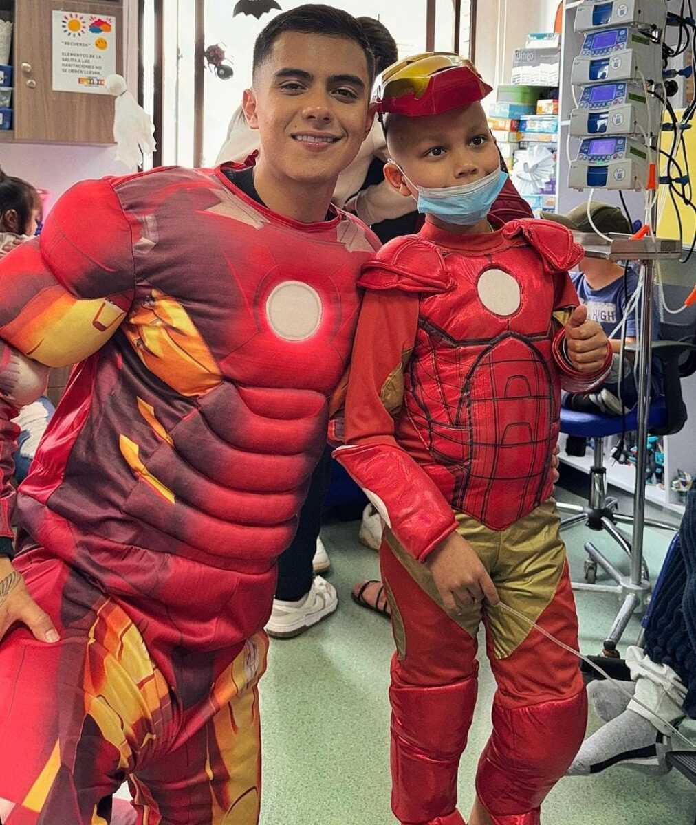 EN FOTOS: Estos son los mejores disfraces de los famosos para Halloween 4 EN FOTOS: Estos son los mejores disfraces de los famosos para Halloween Por medio de sus redes sociales, algunas celebridades compartieron sus mejores disfraces de Halloween. Le mostramos.