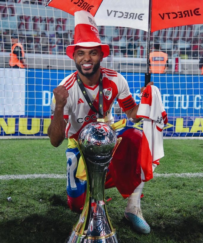 Futbolista Miguel Ángel Borja habría sido denunciado por presunto maltrato a sus hijos 1 Futbolista Miguel Ángel Borja habría sido denunciado por presunto maltrato a sus hijos La directora del colegio en el que estudian los pequeños hijos del futbolista Miguel Ángel Borja, habría presentado una denuncia ante las autoridades argentinas por presunto maltrato infantil; sin embargo, se verificó que los niños no sufren de ningún tipo de violencia.