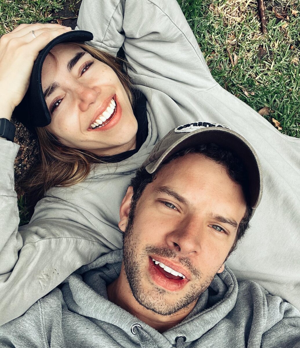 La extraña forma en que Alejandra Villafañe se habría manifestado a su pareja, Raúl Ocampo 1 La extraña forma en que Alejandra Villafañe se habría manifestado a su pareja, Raúl Ocampo El actor Raúl Ocampo recordó a su pareja, Alejandra Villafañe, quien falleció hace aproximadamente un año a causa de un cáncer, y habló sobre si ella se le ha manifestado.