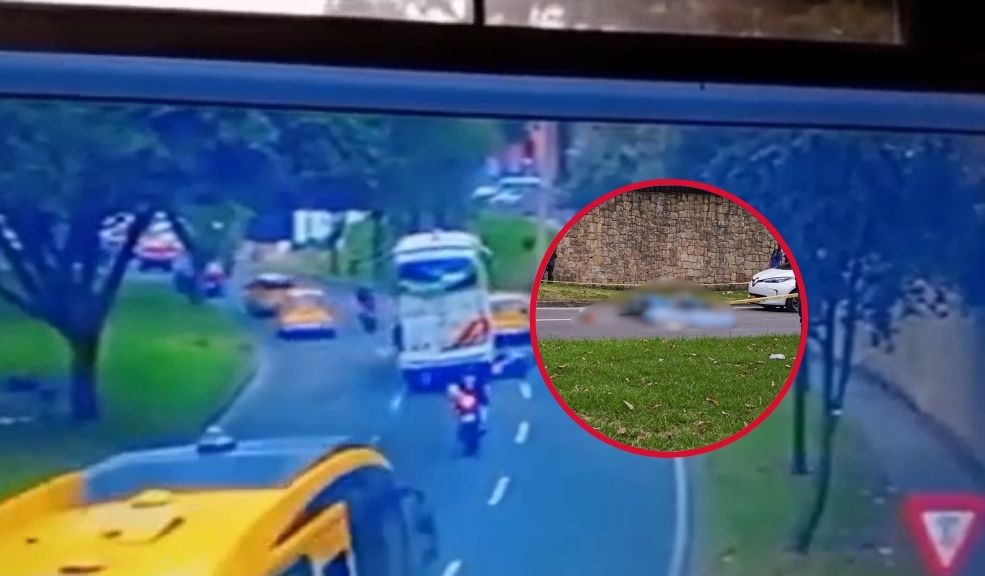 Impactante video de motociclista que murió en Usaquén: vehículo mal parqueado abrió la puerta y la hizo caer Una motociclista murió tras una imprudencia de un conductor, pues este abrió la puerta de su vehículo y la golpeó, lo que provocó que cayera y un bus la arrollara.