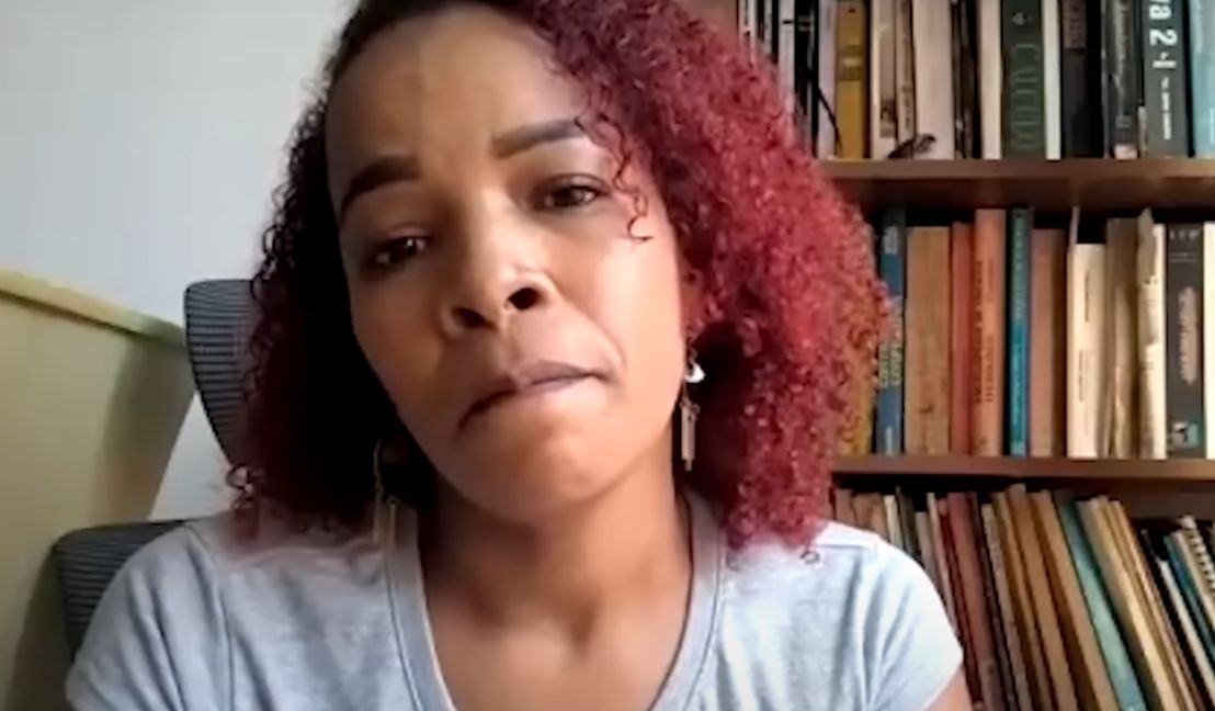 Profesora de Sofía Delgado denuncia que hay más hombres que estarían acosando a niñas en Candelaria 1 Profesora de Sofía Delgado denuncia que hay más hombres que estarían acosando a niñas en Candelaria Lady Carpio, quien fue profesora de Sofía Delgado, denunció que hay nuevos casos de acoso y abuso a menores. Esperan que las autoridades actúen.