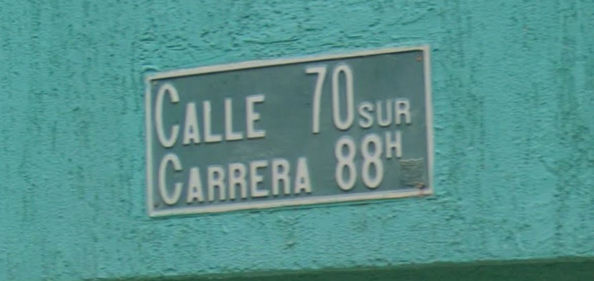 Sicarios le arrebataron la vida a Julián en Bosa 1 Sicarios le arrebataron la vida a Julián en Bosa Un joven, identificado como Julián Patiño, perdió la vida tras ser atacado por sicarios mientras se movilizaba en su bicicleta por la localidad de Bosa.