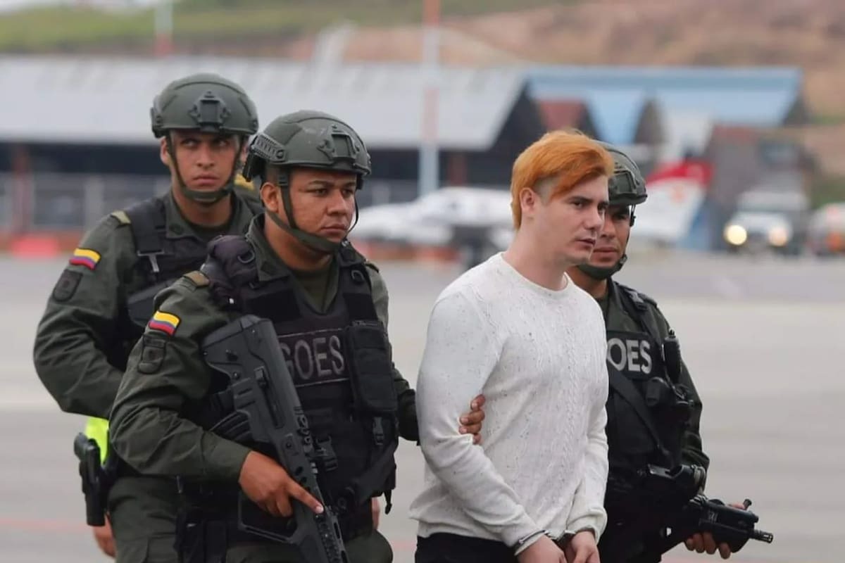 Temido narcotraficante alias 'Pichi' se habría fugado de su detención domiciliaria Luego de que se le otorgara el beneficio de detención domiciliaria, el peligroso narcotraficante, alias 'Pichi', se fugó de la vivienda en la que cumplía su condena, ubicada en la ciudad de Medellín.