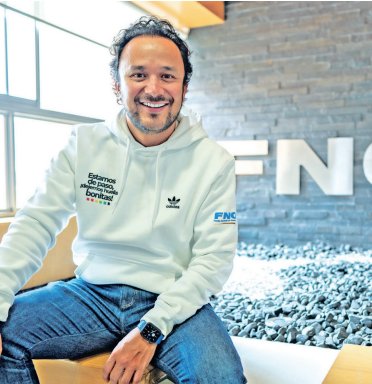 Obtener un crédito ahora es mucho más fácil con el FNG 1 Obtener un crédito ahora es mucho más fácil con el FNG Conozca la estrategia del Fondo Nacional de Garantías para ponerles fin a los ‘gota a gota’