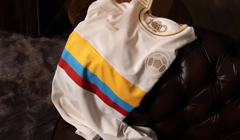 Esto podría comprarse en Colombia con el sueldazo que ganará Cristiano en Arabia 3 Esto podría comprarse en Colombia con el sueldazo que ganará Cristiano en Arabia Cristiano Ronaldo es sinónimo de talento, éxito y también de riqueza. El astro portugués es reconocido, aparte de su éxito a nivel de selecciones y clubes, como el futbolista mejor pago del planeta, y tal parece que nadie lo va a bajar de esa condición.