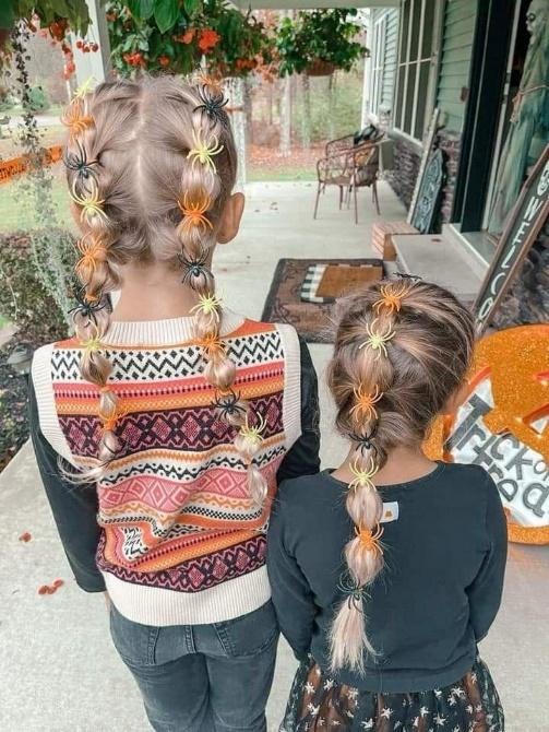 ¿Sin ideas para Halloween?: Cinco peinados en tendencia para esta época espeluznante 2 ¿Sin ideas para Halloween?: Cinco peinados en tendencia para esta época espeluznante Si este 31 de octubre quieres destacar, es hora de poner atención a los peinados que marcarán la tendencia en Halloween, desde estilos atrevidos hasta detalles únicos y creativos.