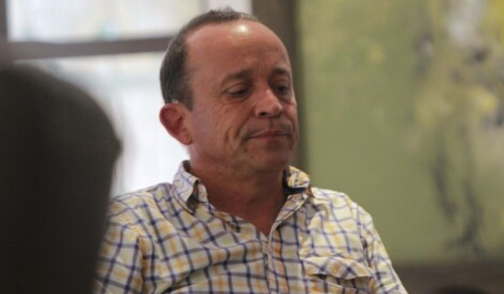 Absuelven a Santiago Uribe por vínculos con el grupo paramilitar 'Los 12 Apóstoles' Casi cuatro años tuvieron que pasar para que el Juzgado Primero Penal de Antioquia absolviera a Santiago Uribe Vélez, hermano del expresidente Álvaro Uribe, de los delitos de homicidio agravado y concierto para delinquir agravado, informó W Radio.