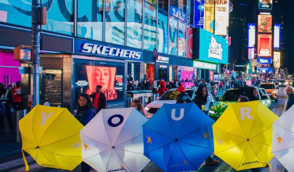 Bogotá brilló en Times Square, donde presentó a nivel global la campaña 'Bogotá, tu casa' 1 Bogotá brilló en Times Square, donde presentó a nivel global la campaña 'Bogotá, tu casa' Este evento, que se desarrollará hasta el 11 de noviembre, busca promover la capital colombiana como un destino turístico vibrante y acogedor.