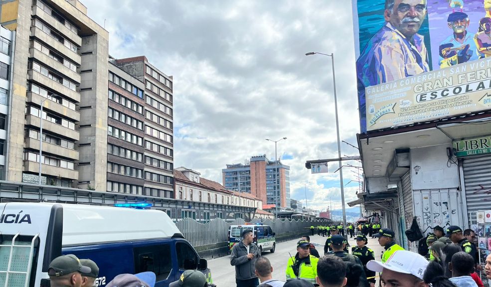 Ataque sicarial en San Victorino deja dos muertos; uno de ellos es el sicario 5 Ataque sicarial en San Victorino deja dos muertos; uno de ellos es el sicario Debido a las investigaciones que se están realizando en estos momentos, se encuentra cerrada la carrera 10 con calle 19.