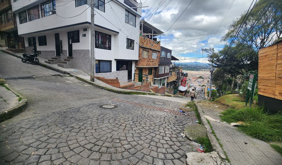 Ataque dejó un muerto y un herido en Suba 10 Ataque dejó un muerto y un herido en Suba En el ataque sicarial ocurrido en el barrio Hunza, en Suba, una persona murió y otra resultó herida.