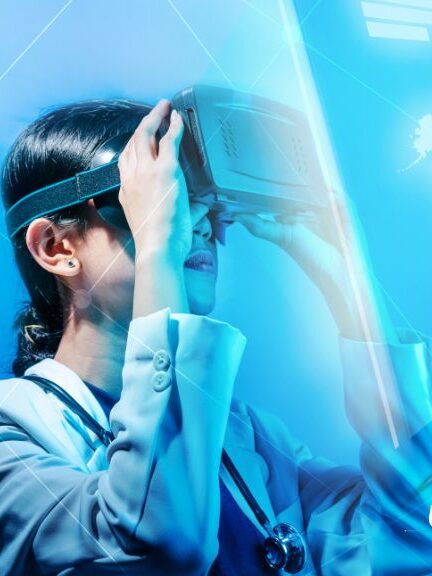 Se abren convocatorias para 'Jóvenes a la E': la beca de educación superior en Bogotá La Agencia Distrital para la Educación Superior, la Ciencia y la Tecnología ha lanzado la segunda convocatoria de 2024 del programa Jóvenes a la E, destinada a ofrecer más de 5.000 becas para jóvenes de Bogotá y Soacha.